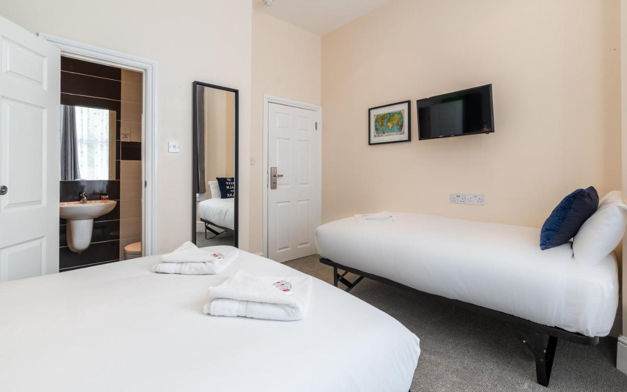 Saba Rooms And Apartments Лондон Екстериор снимка